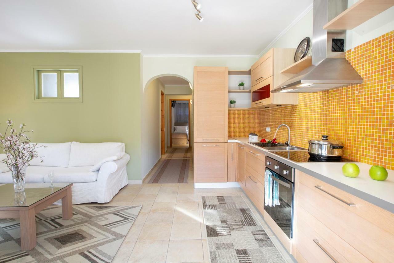 Elenas Home Василики Екстериор снимка